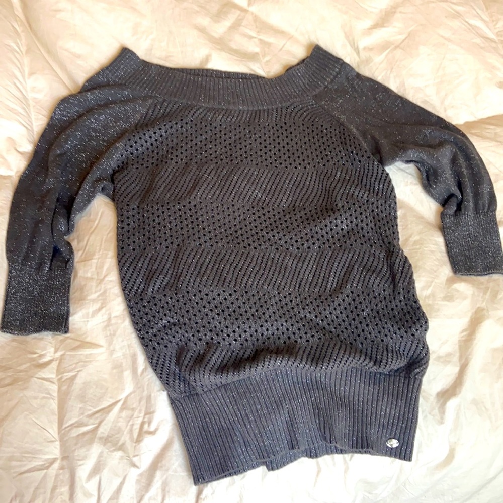 Very cute top from Guess !